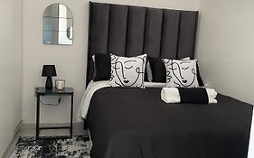 Unit At The Base Apartment